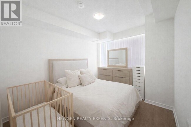 Photo - 349 Rathburn Rd W Unit 2110