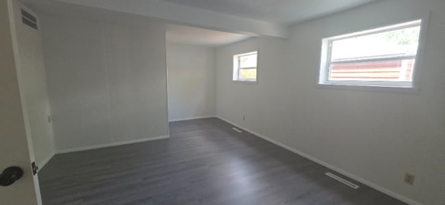 Photo - 105 A N Oliver Dr