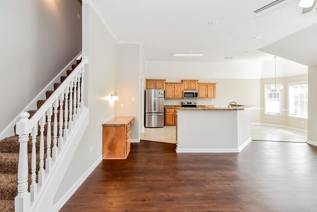 Photo - 145 Cameron Dr