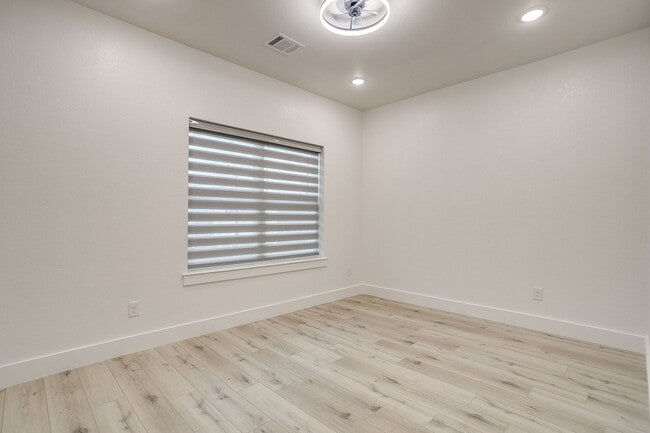 Photo - 3214 Forest Park Blvd Unit 3214 FP-27