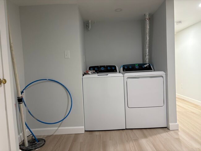 Photo - 30 Beechmont St