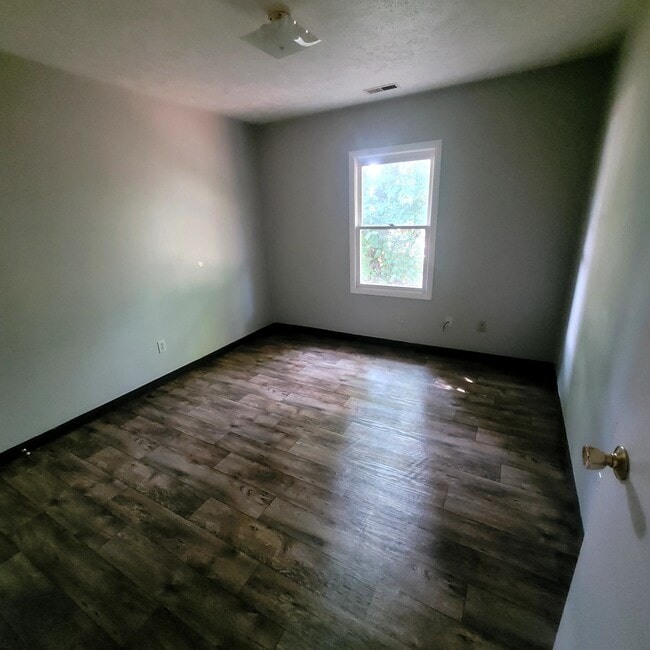 Photo - 1226 W 13th St