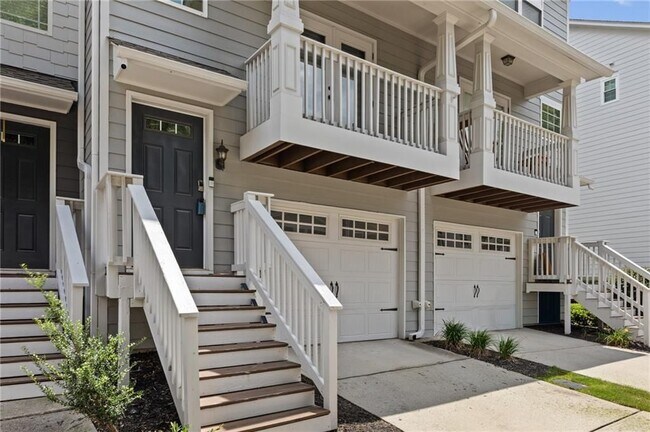 1044 Liberty Pkwy NW