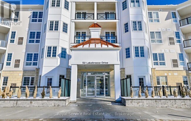 Photo - 50 Lakebreeze Dr Unit 125