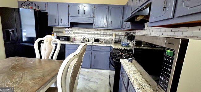 Photo - 480 Laney Rd