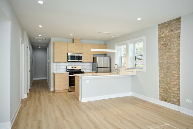 Photo - 2127 S Marshall Blvd