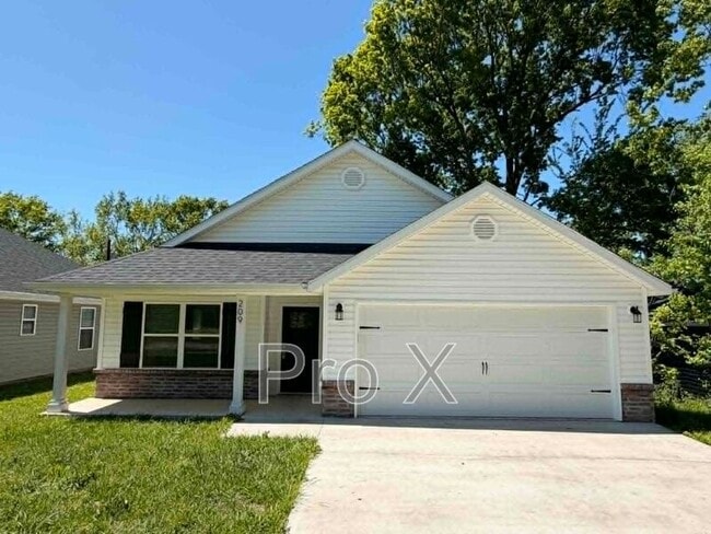 Photo - 209 Munson St