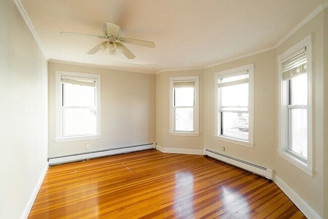 Photo - 17 E Milton Rd Unit 1