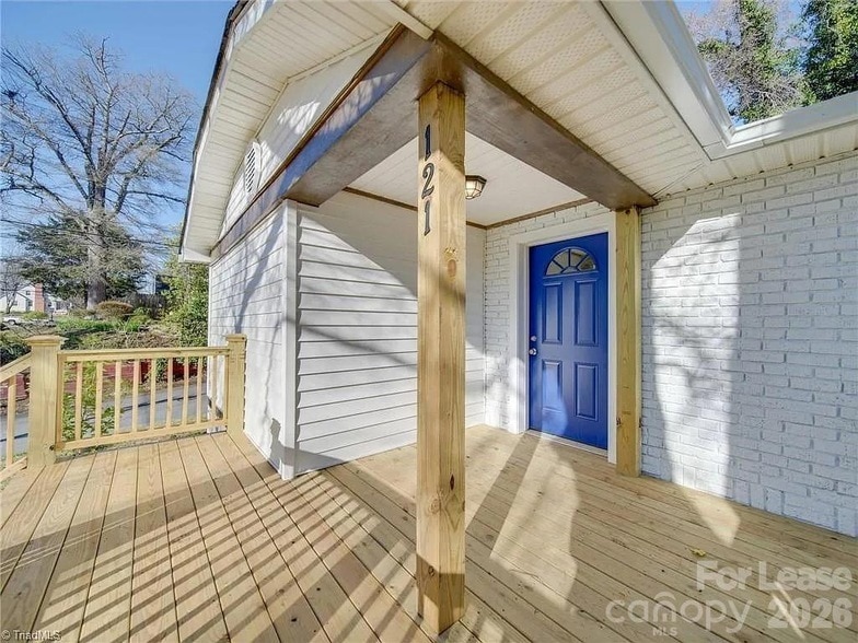 Photo - 121 Brumley Ave NE