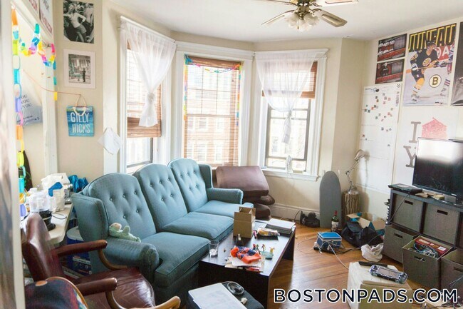 Photo - 56 Queensberry St Unit 16