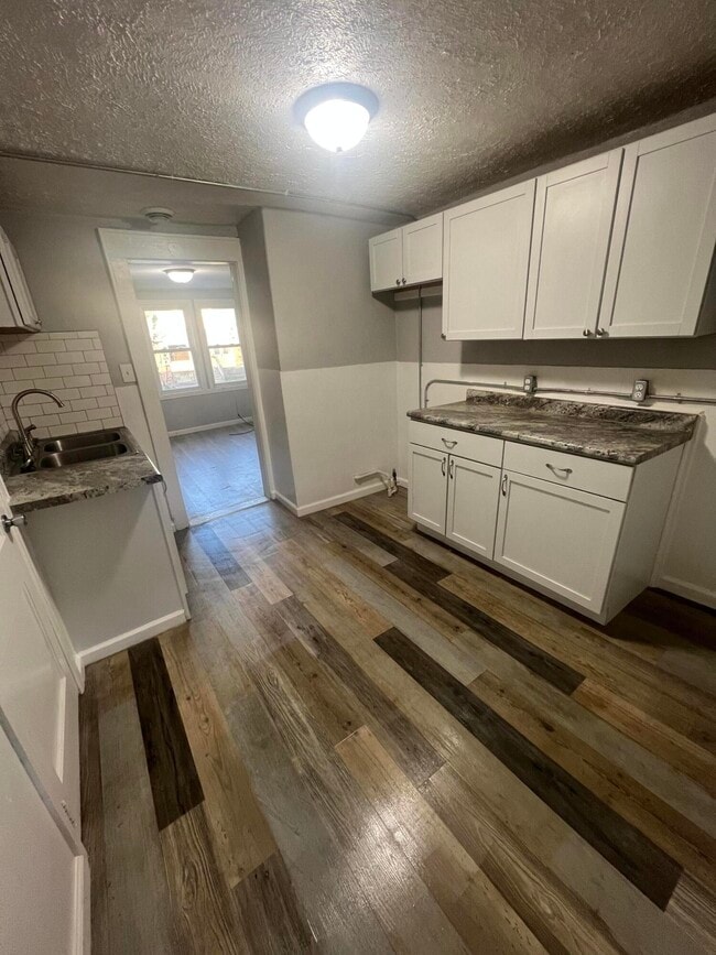 Photo - 117 N 60th St Apartment
