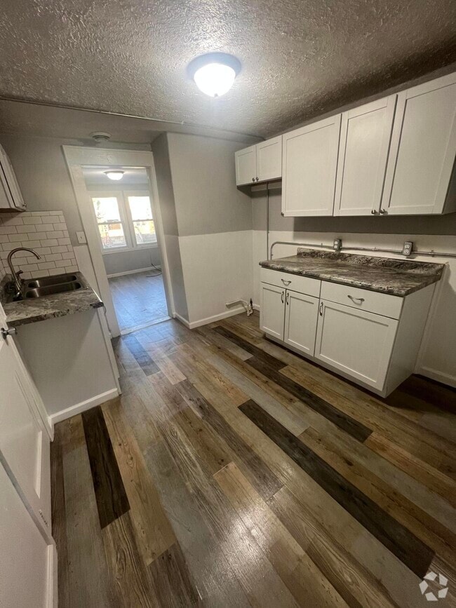 Building Photo - 117 N 60th St Rental