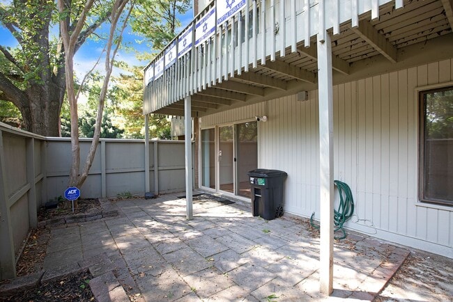 huge private patio - 5224 Pooks Hill Rd Unit Bethesda Luxury Condo