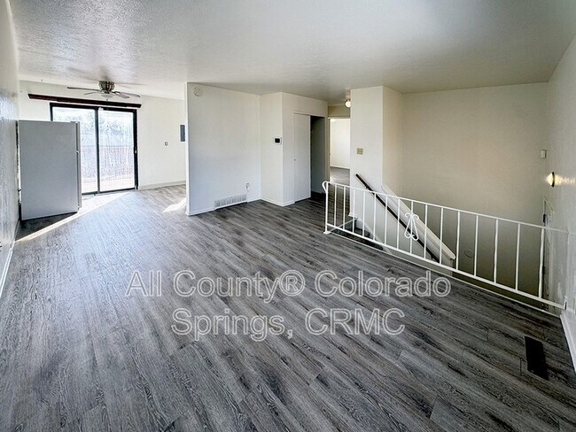 Photo - 3545 Bridgewood Ln