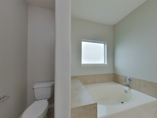 Photo - 21214 Peachvine Ln