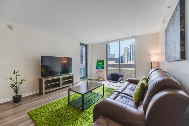 Photo - 31 SE 6th St Unit 1807