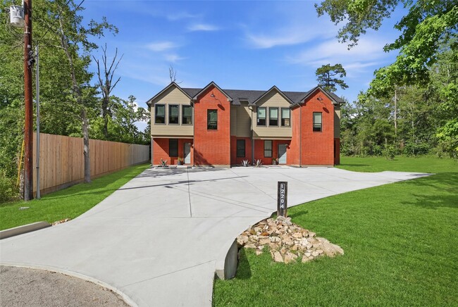 Building Photo - 12204 Hairston Cir Unit B
