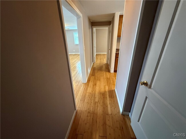 Photo - 127 1/2 Matty Ave