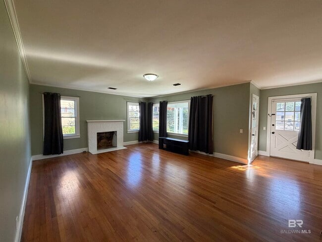 Photo - 52 Ratcliffe St