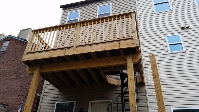 Photo - EXTREMELY SPACIOUS AND REMARKABLY REMODELED NORTHSIDE HOME- AVAIL NOW!