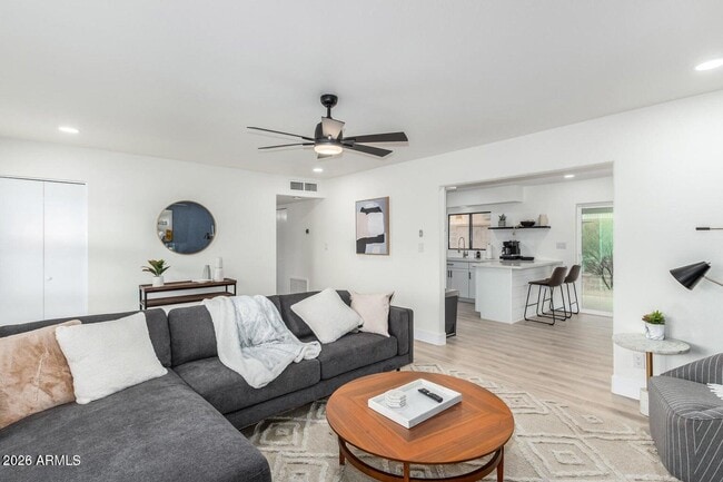 Photo - 4511 N 31st Pl