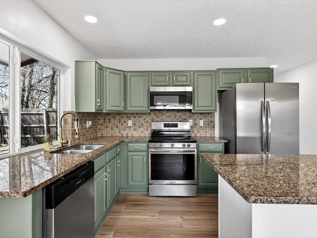 Photo - 3808 Glover Dr