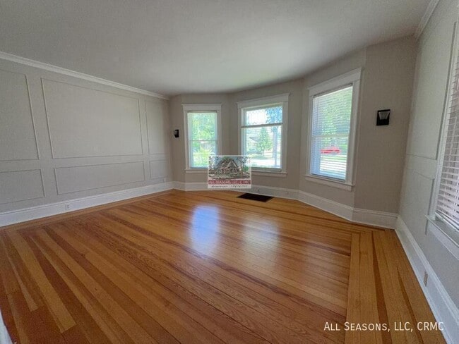 Photo - 1912 N Nevada Ave