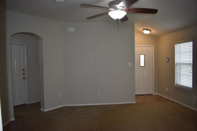 Photo - 4600 Honeystreet Bridge Ln