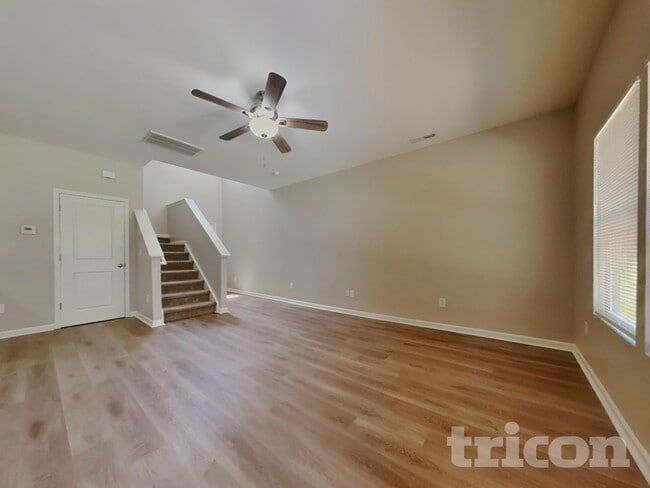 Photo - 5007 Red Poll Dr