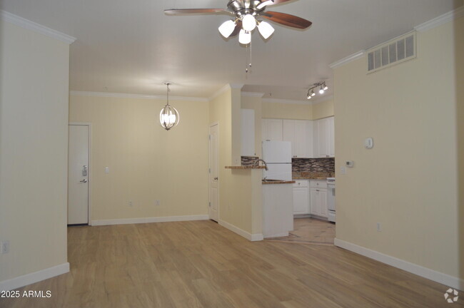 Building Photo - 1701 E Colter St Unit 118 Rental