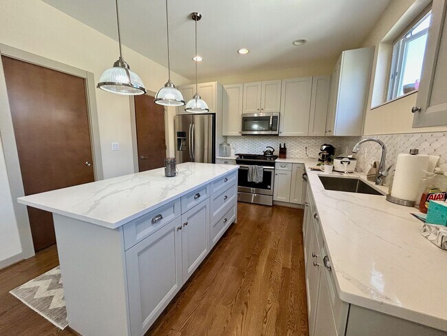 Photo - Capitol Hill/Cherry Hill Townhouse