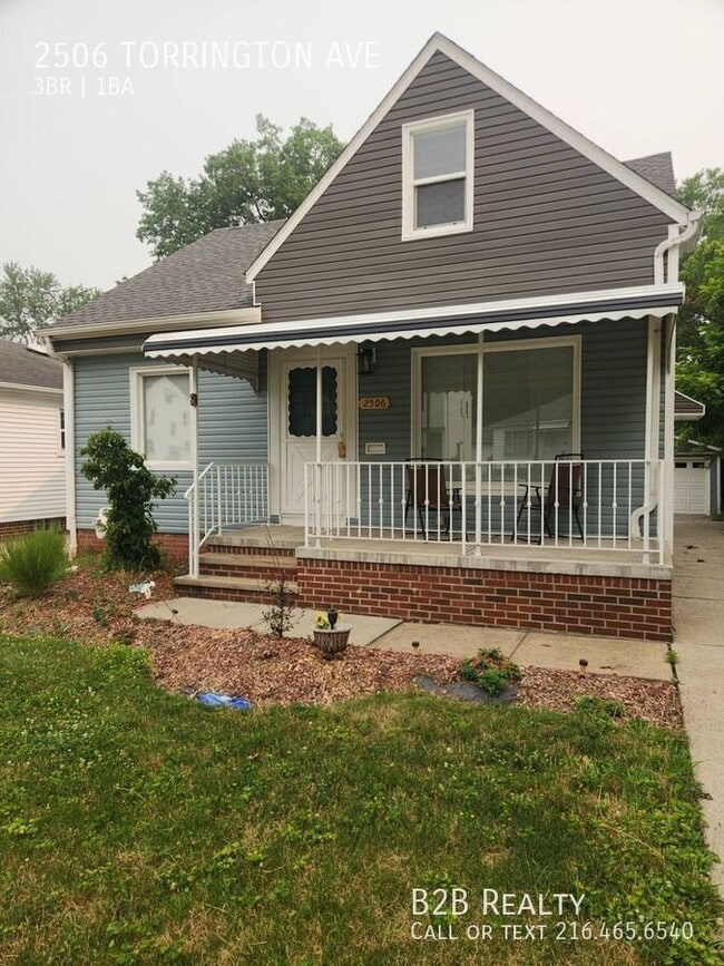 Photo - 2506 Torrington Ave