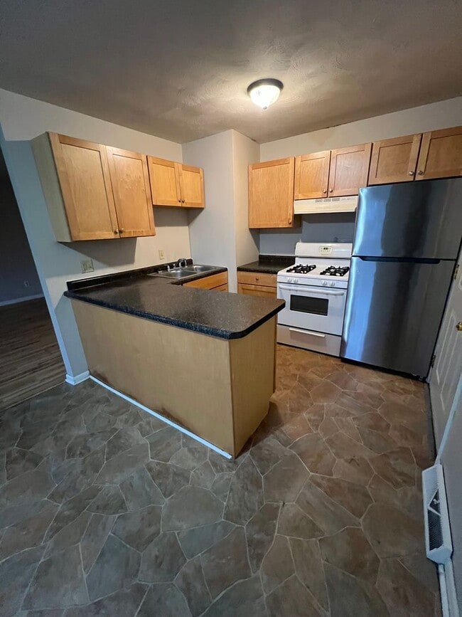 Photo - 2316 Yale Blvd Unit 2316 Yale Blvd.