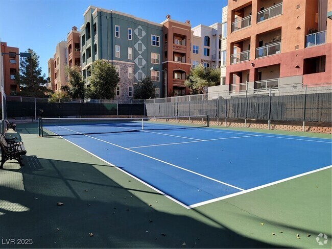 Building Photo - 35 E Agate Ave Unit 209 Rental