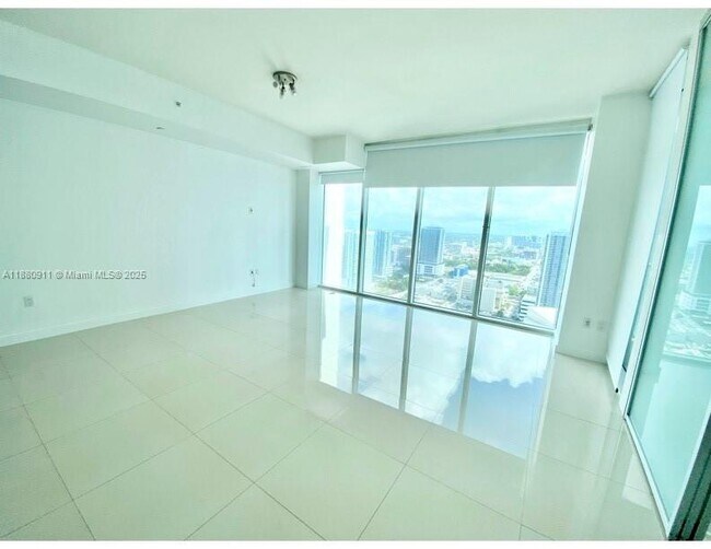 Photo - 1040 Biscayne Blvd Unit 3605