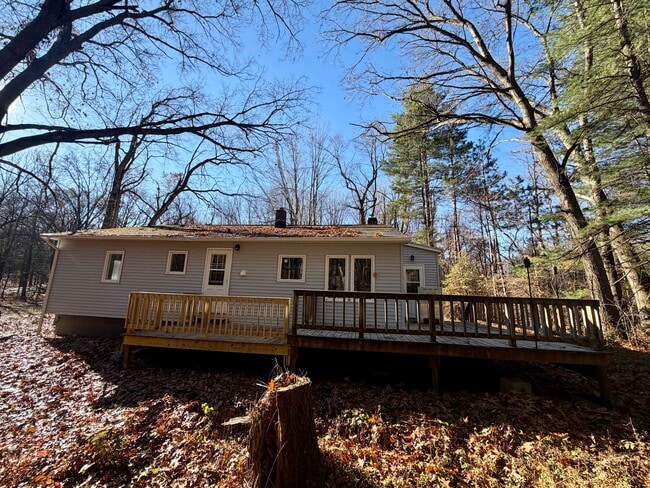 Photo - 10909 Bennett St SE