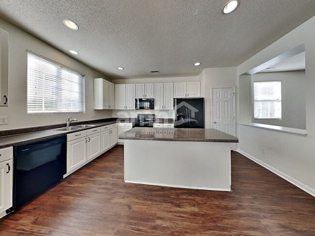 Photo - 2647 Quarry Springs Rd