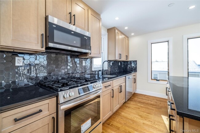 Photo - 35 Ostend Rd