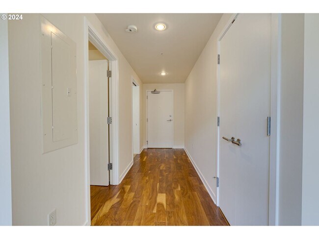 Photo - Modern Condo in NW District, Portland! On ... Unidad 304