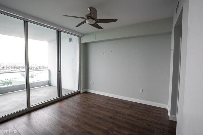 Photo - 1 br, 2 bath Condo - 900 Biscayne Blvd Apt... Unit Apt 2705