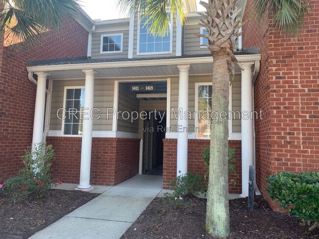 Building Photo - 1415 Belcourt Ln