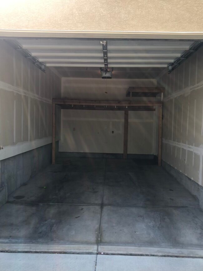 Photo - 5043 W Slate St