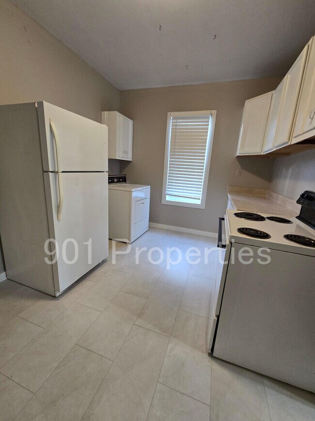 1252 Harbert Ave Unidad 3 - Guesthouse