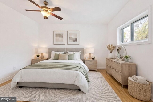 Photo - 2040 Frankford Ave Unit 2ND FL REAR