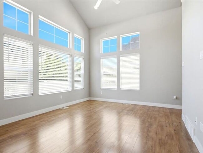 Photo - Herriman Lovely 3 bed, 2.5 bath Townhome