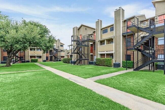 FOX BEND APARTMENTS