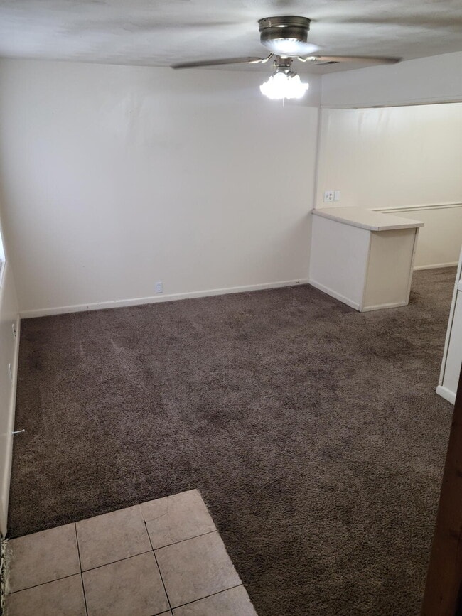 Photo - "Charming 2-Bedroom Oasis with Modern Comforts in Jonesboro!" Unit Apt. C