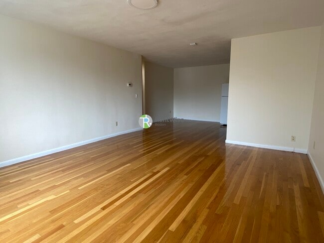 Photo - 222 Babcock St Unit 4E