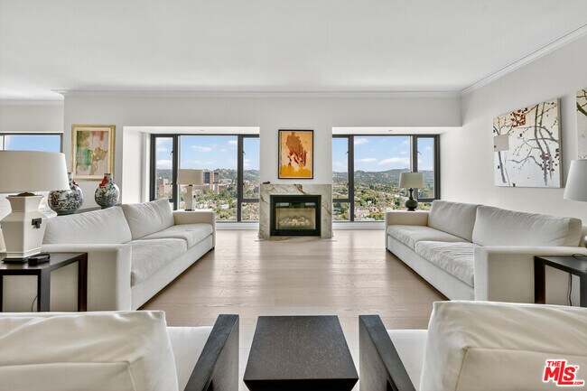 Photo - 10727 Wilshire Blvd