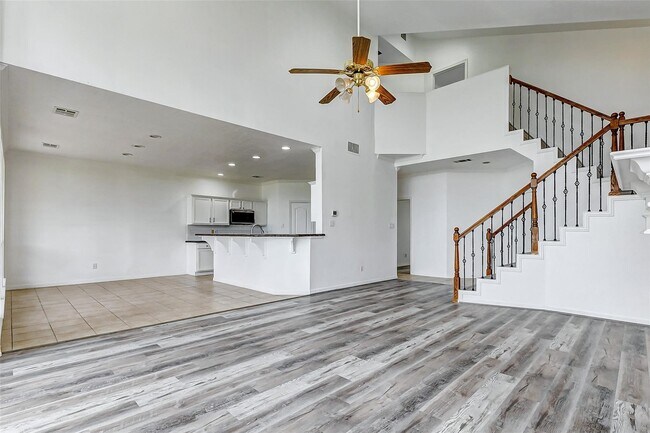 Photo - 14527 Clipper Cir Dr